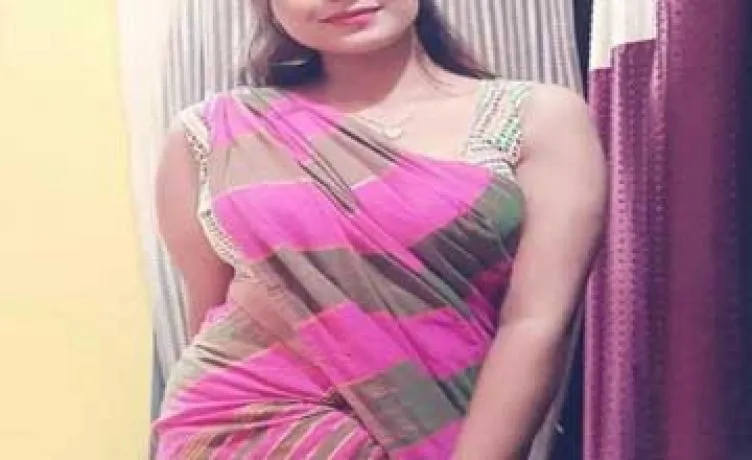 Housewife Escort Service in Pune