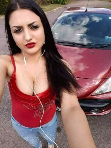 Isha - Indian Escort in Gwalior photo 1 of 4